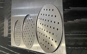 Corte y Doblez Moldura para loseta en AI304 calibre 20 + Soldadura -Pulido