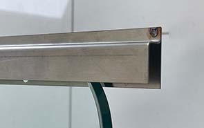 Caja de AI304 en cal 18 corte + doblez + soldadura y pulido